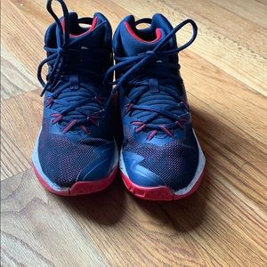 boys under amour basketball sneakers